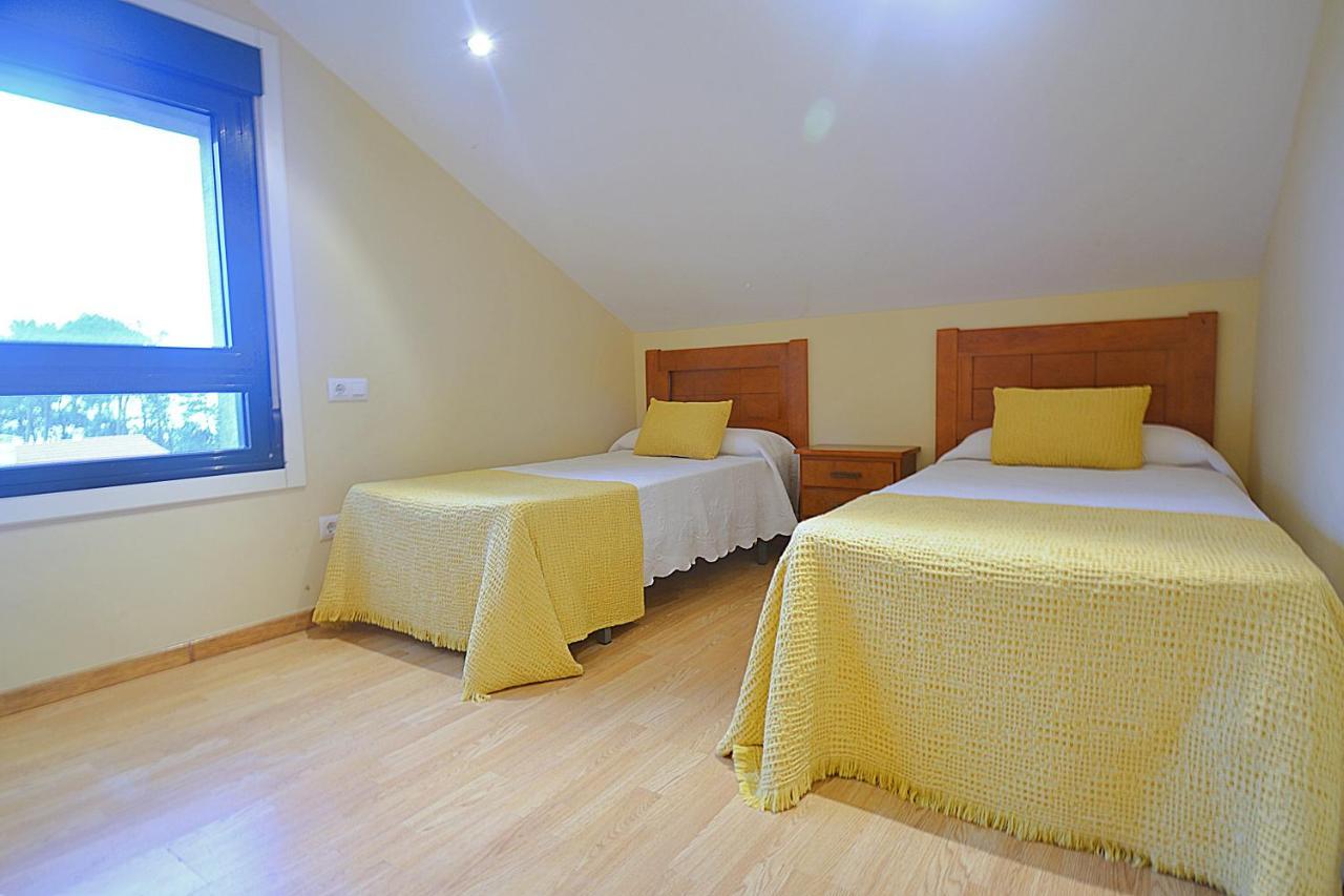 Apartamentos Playa Area Grande San Vicente do Grove Bagian luar foto