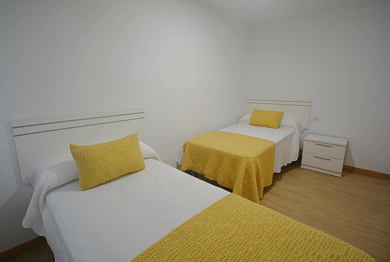 Apartamentos Playa Area Grande San Vicente do Grove Bagian luar foto
